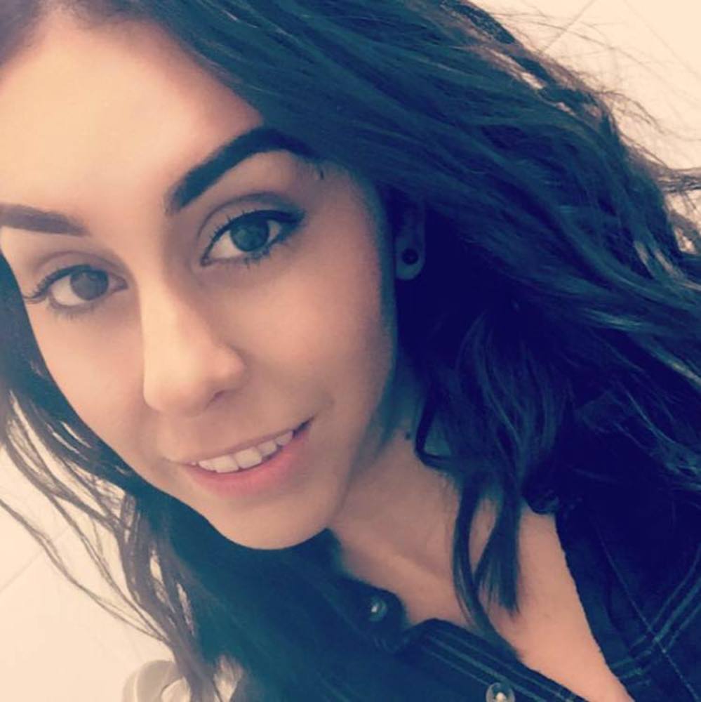 Meet your Posher, Alyssa